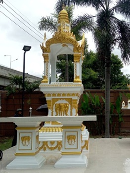 ศาลพระพรหม 16 นิ้ว