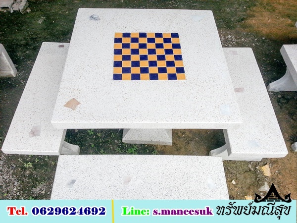 โต๊ะหินขัด 4 เหลี่ยมใหญ่